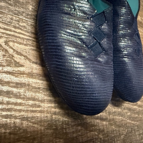 Thierry Rabotin 6.5 (36.5) Navy Textured Flats in very very good condition - Picture 2 of 10